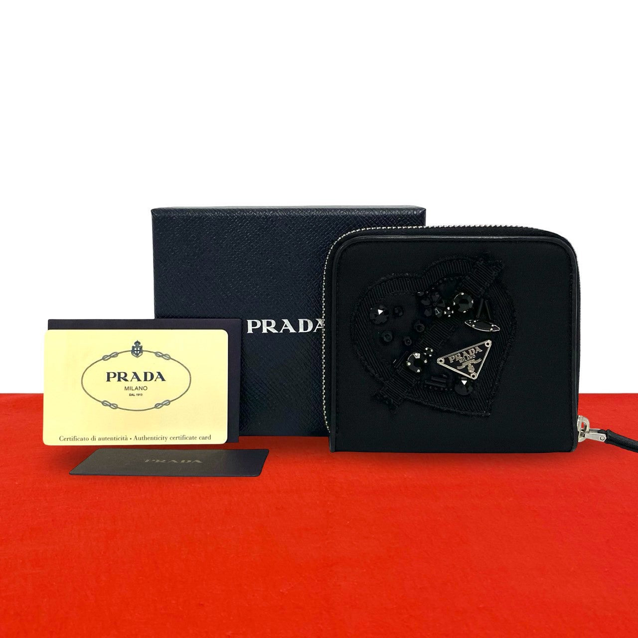 PRADA プラダ 二つ折り財布