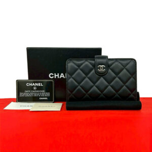 CHANEL シャネル 二つ折り財布