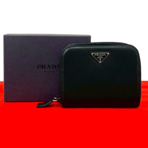 PRADA プラダ 二つ折り財布