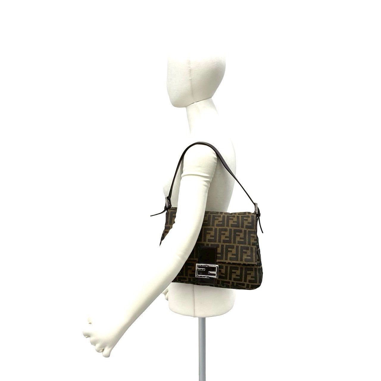 FENDI フェンディ マンマバケット ショルダーバッグ 2