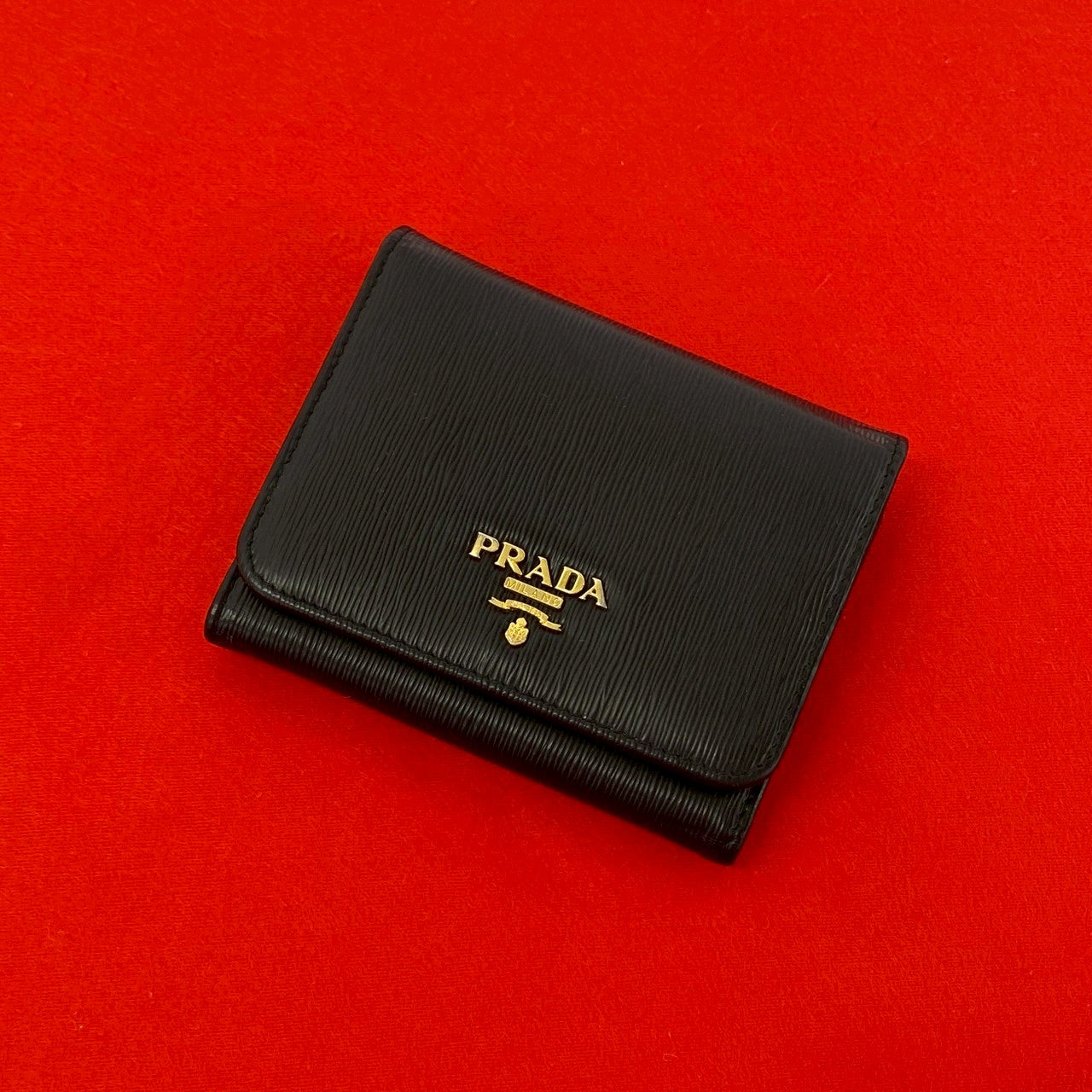 PRADA プラダ 三つ折り財布