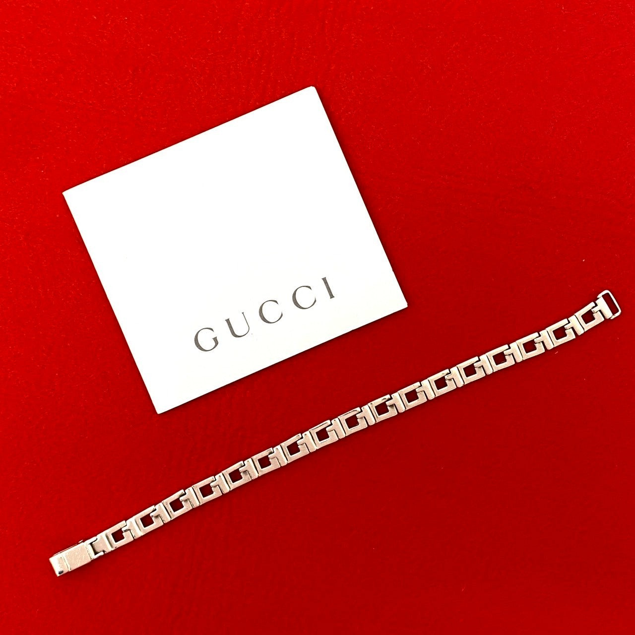 GUCCI Gシェイプ ブレスレット