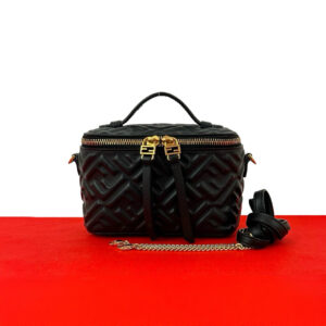 FENDI フェンディ ショルダーバッグ