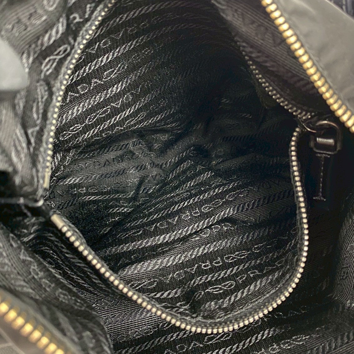 PRADA プラダ 三角ロゴ 金具 ショルダーバッグ 10