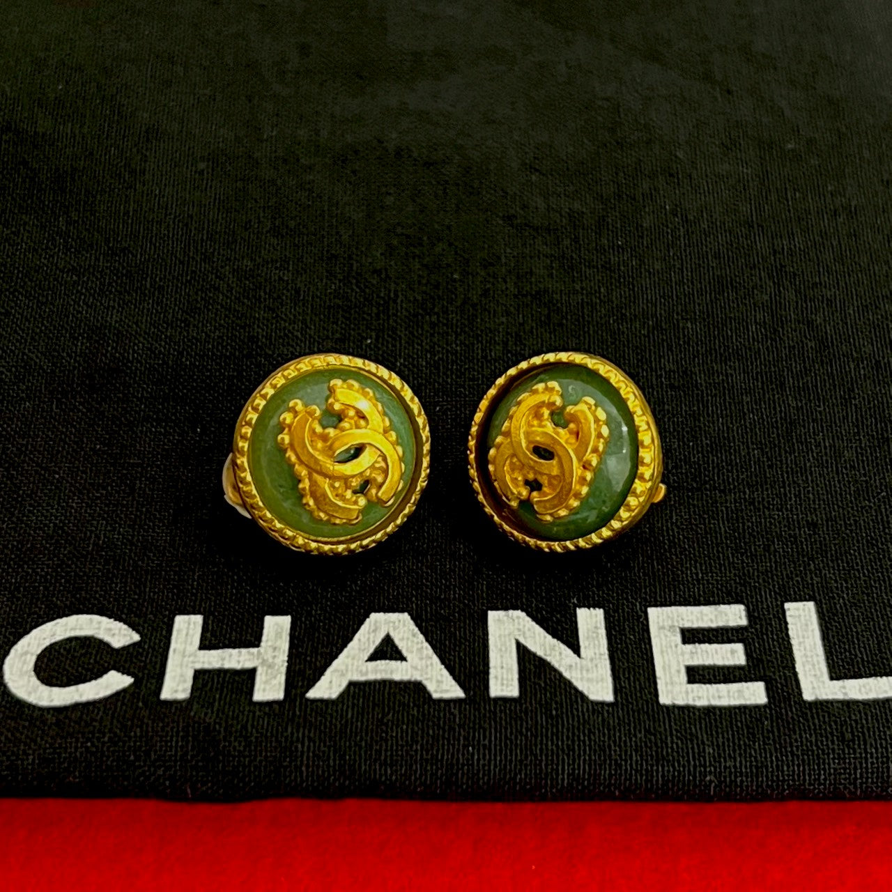 CHANEL シャネル (Vintage) グリポア イヤリング