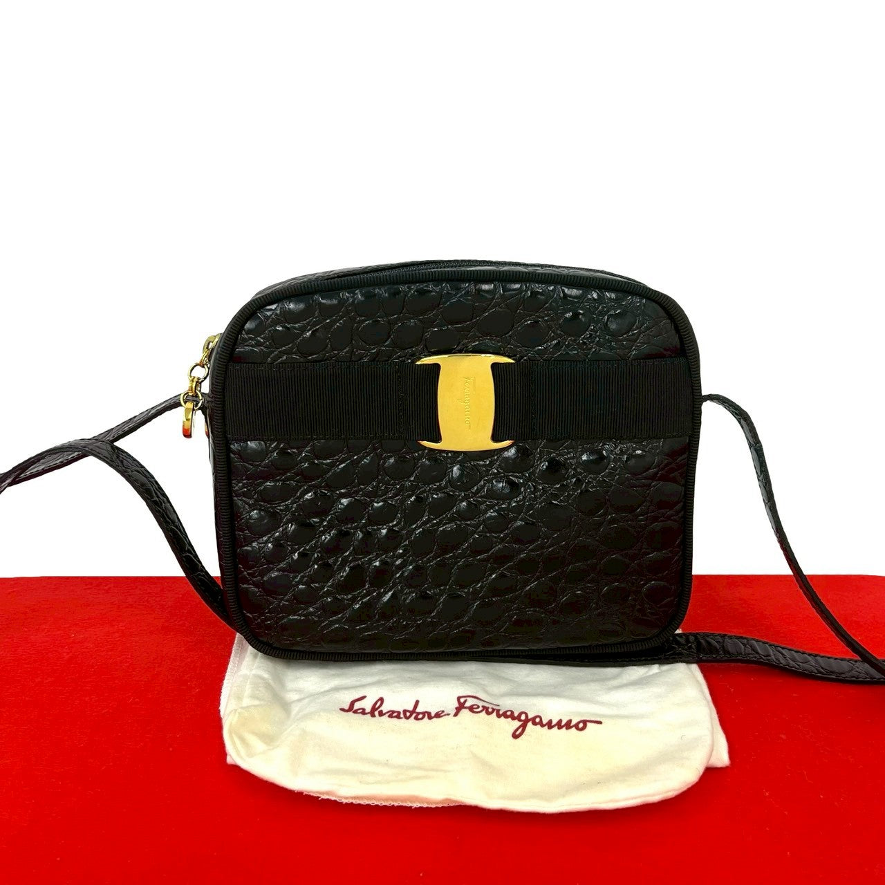 Salvatore Ferragamo サルヴァトーレフェラガモ ショルダーバッグ