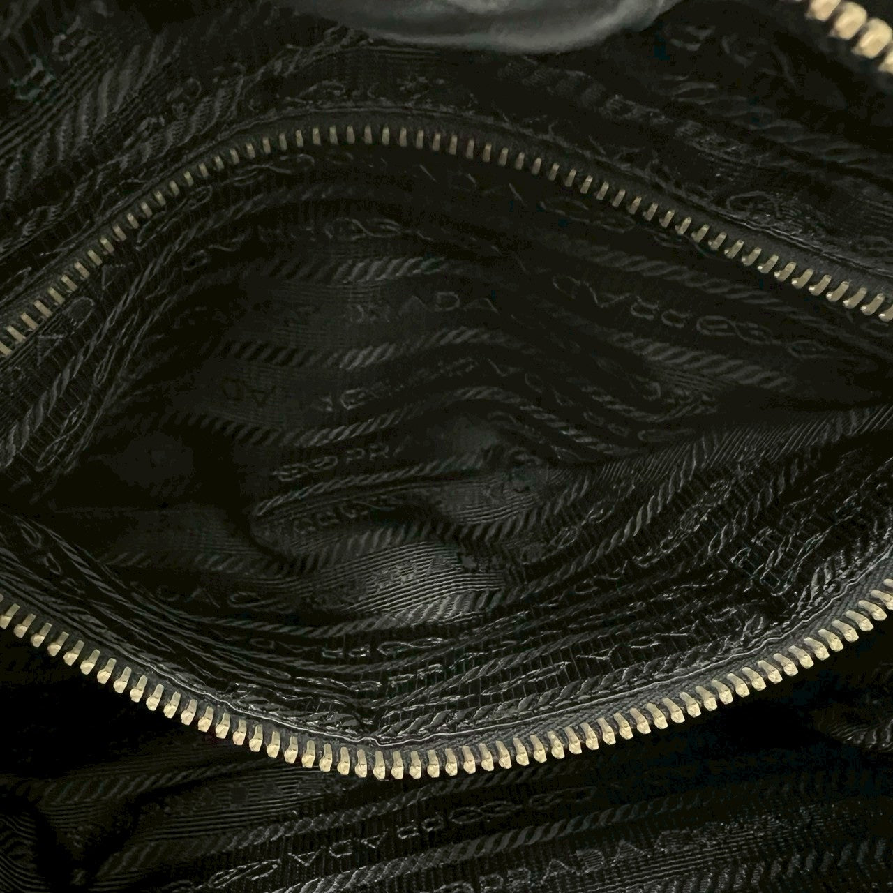 PRADA プラダ ショルダーバッグ 10