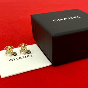 CHANEL シャネル ピアス