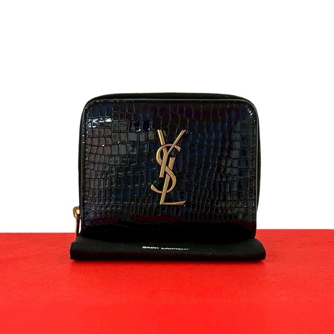 YVES SAINT LAURENT イヴ・サンローラン 二つ折り財布