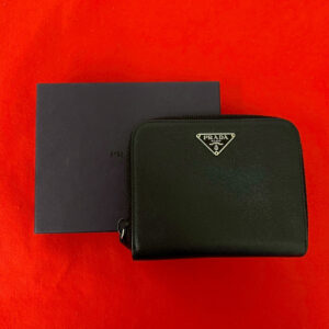 PRADA プラダ 二つ折り財布