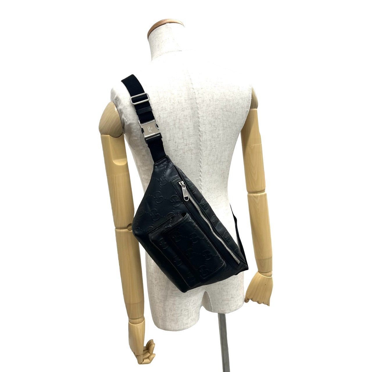 GUCCI グッチ ボディバッグ 2