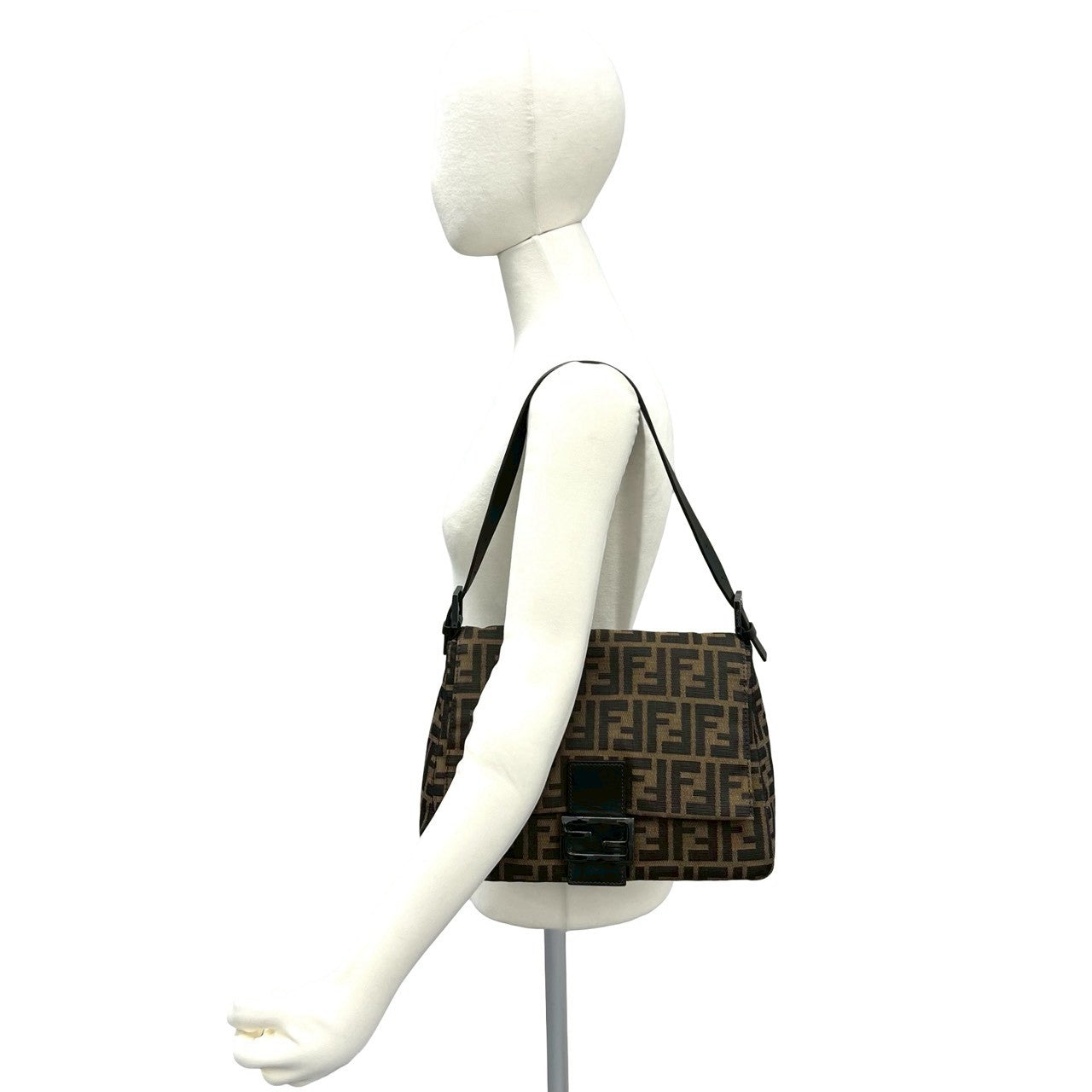 FENDI フェンディ マンマバケット ショルダーバッグ 2