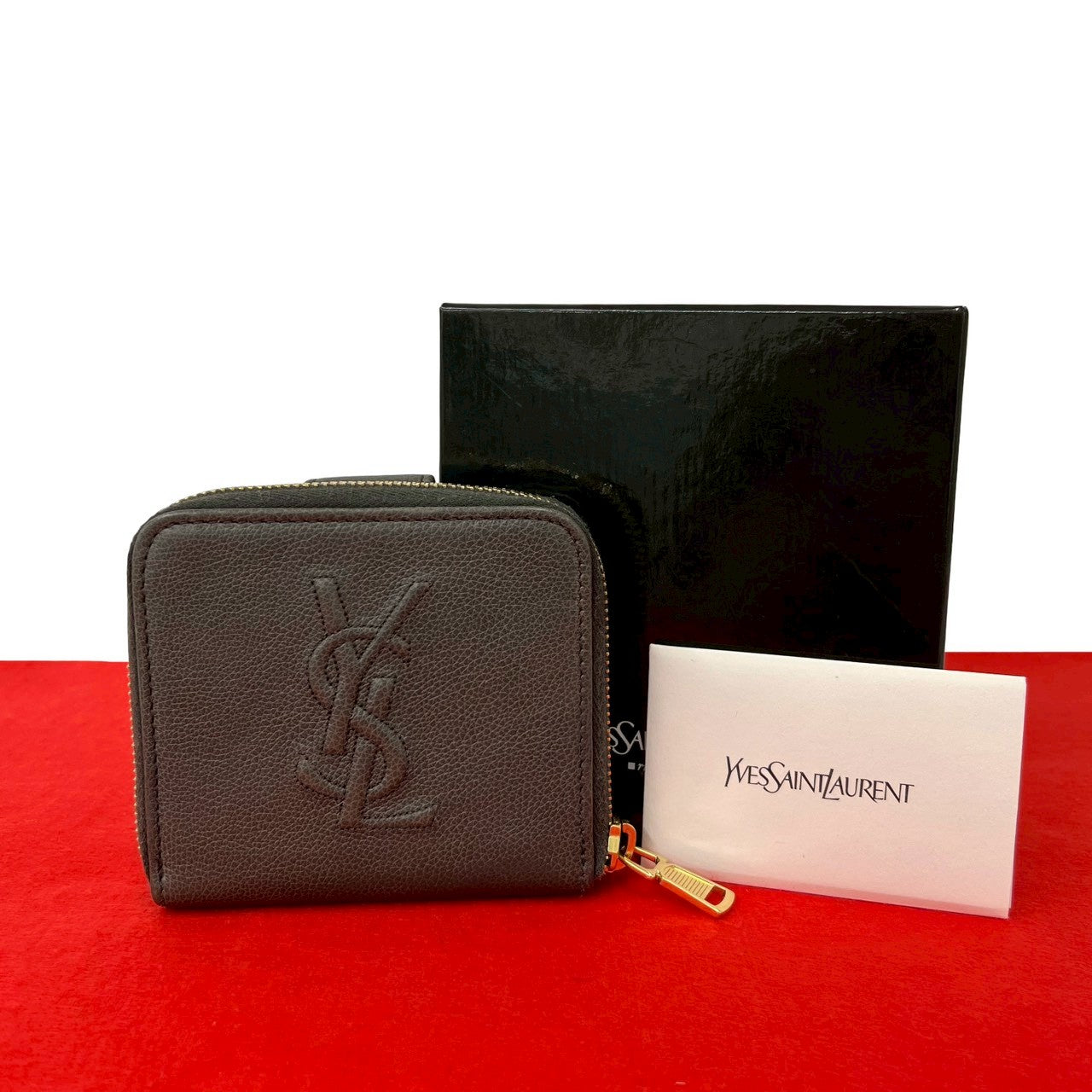YVES SAINT LAURENT イヴ・サンローラン 二つ折り財布