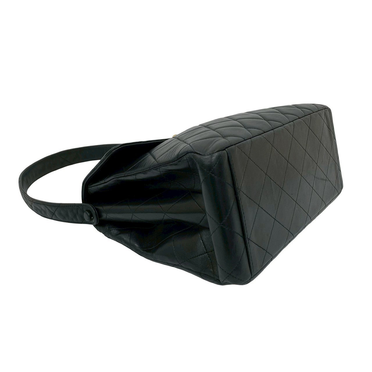 CHANEL Vintage 7