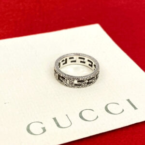 GUCCI スクエアG アラベスク