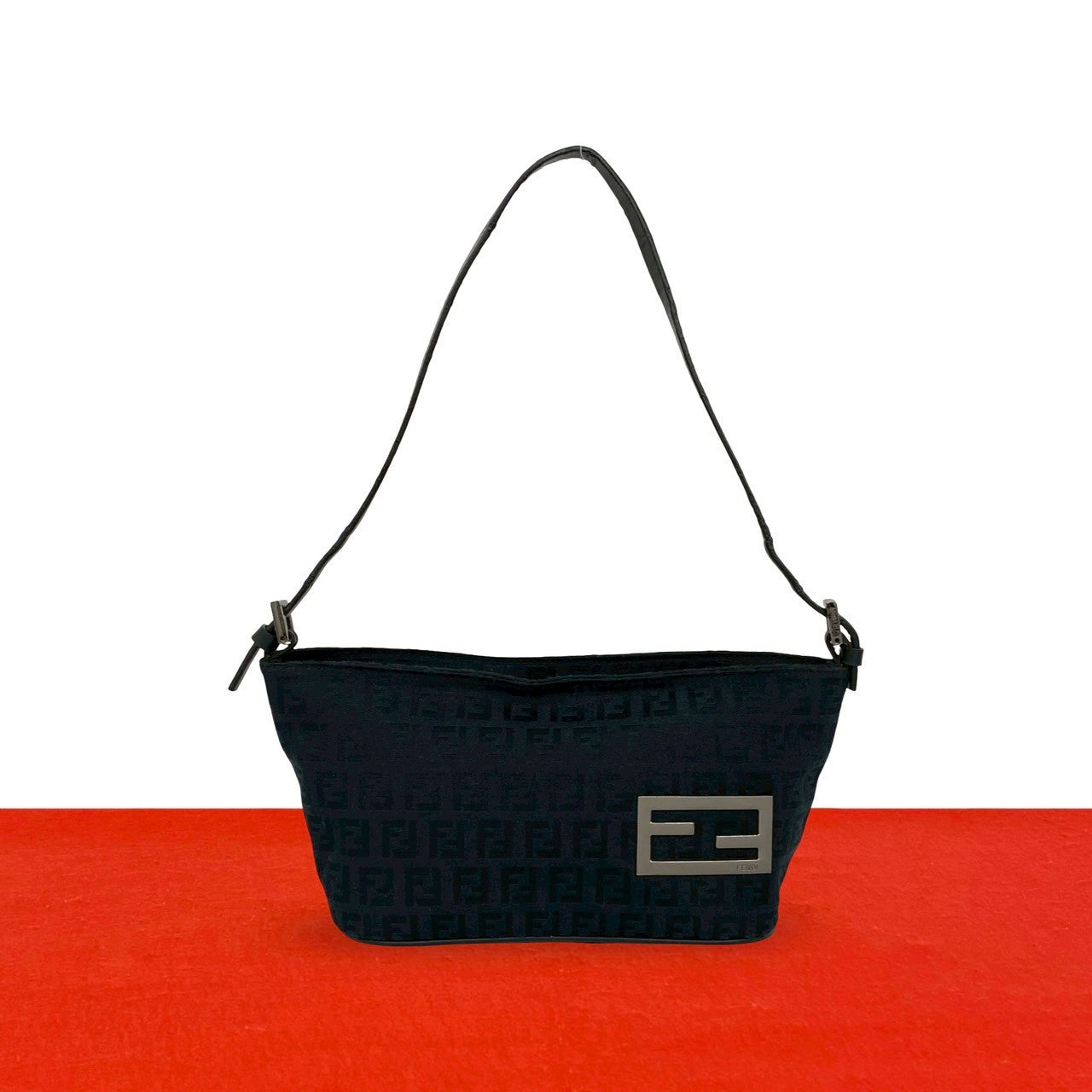 FENDI フェンディ ショルダーバッグ