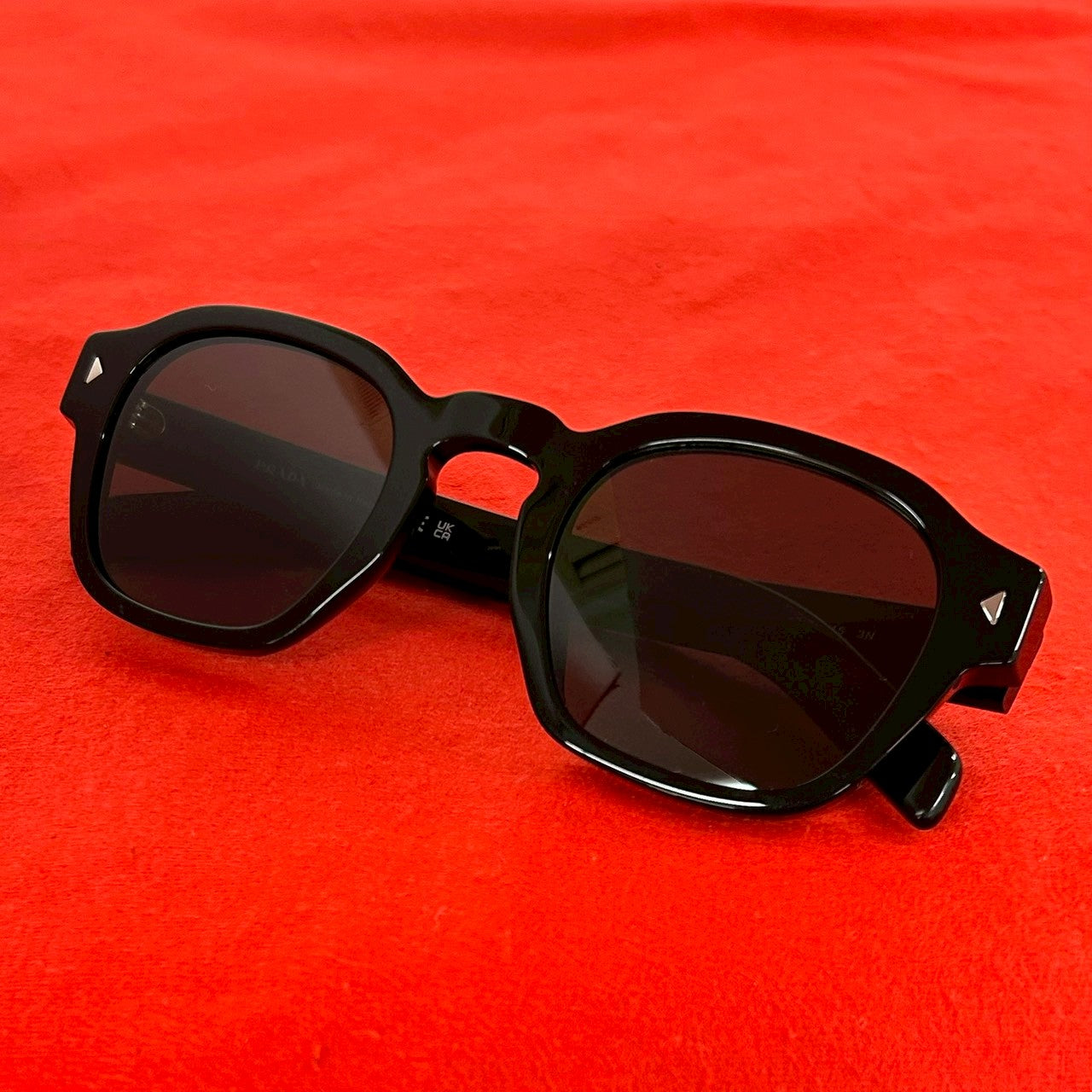 PRADA プラダ サングラス